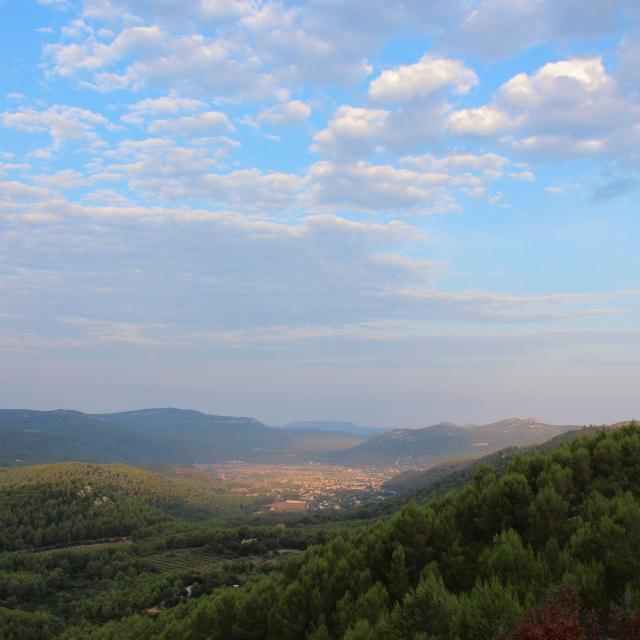 Collines Cuges Les Pins Oti Aubagne