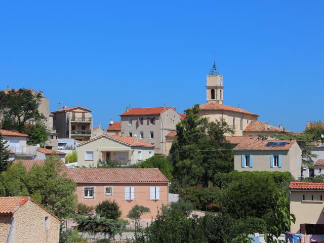 Panorama Village Eglise Cadolive Oti Aubagne