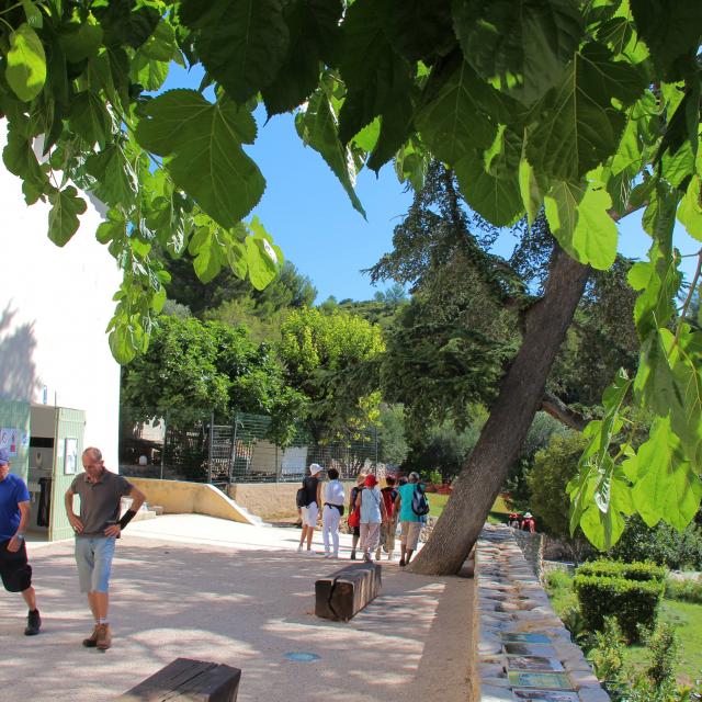 Balade Parvis Font De Mai Oti Aubagne