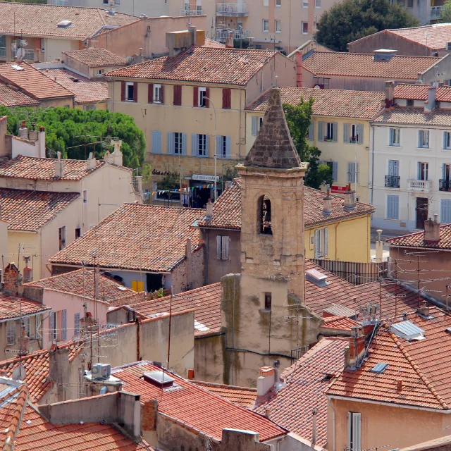 Clocher Triangulaire Observance Centre Historique Panorama Aubagne Oti Aubagne