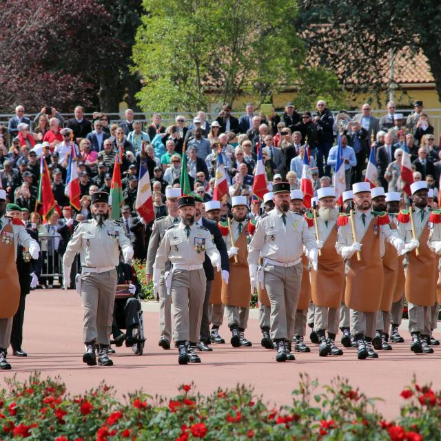 defile-pionniers-legion-etrangere-camerone-oti-aubagne-scaled.jpg