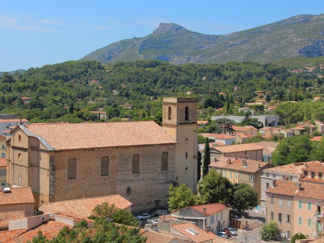 Eglise Collines Roquevaire Oti Aubagne