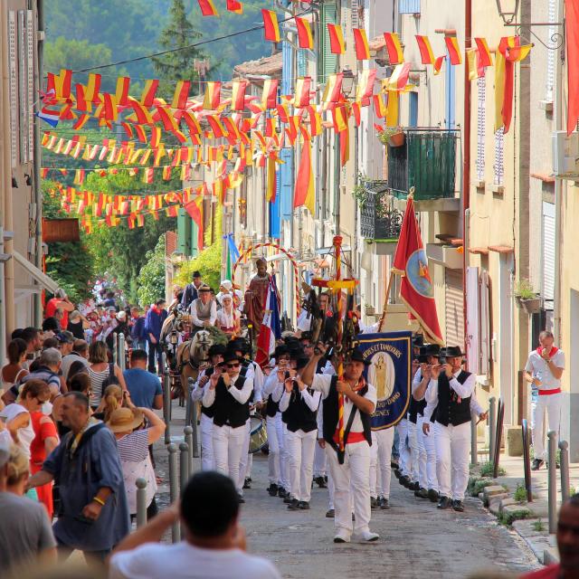 Fifre Cavalcade Tradition Provence Cuges Les Pins Oti Aubagne