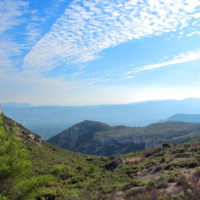 Panorama Garrigues Nuage Massif De L'etoile Nature Oti Aubagne