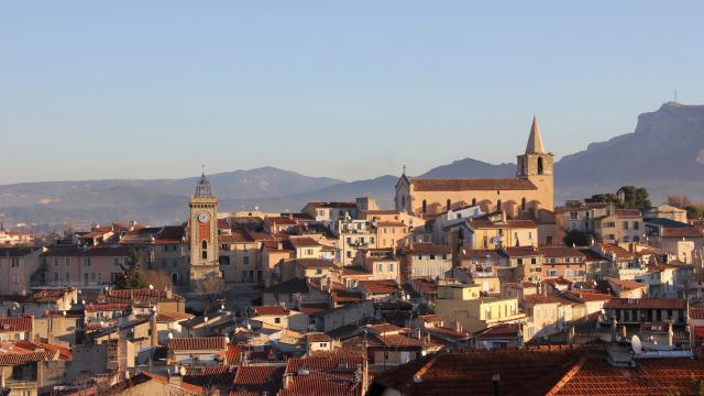 Panorama Ville Eglise Tour De L'horloge Aubagne Oti Aubagne