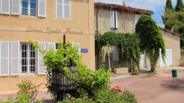 Place Mairie Belcodene Oti Aubagne