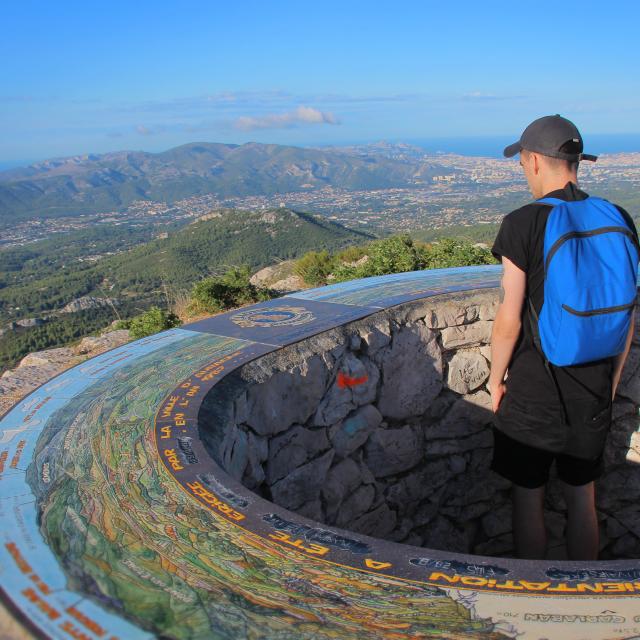 Table Orientation Massif De L'etoile Sommet Garlaban Mediterranee Oti Aubagne