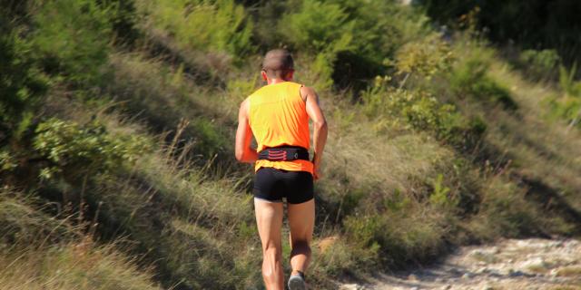 Trail Course A Pied Coureur Collines Garrigue Aubagne Oti Aubagne