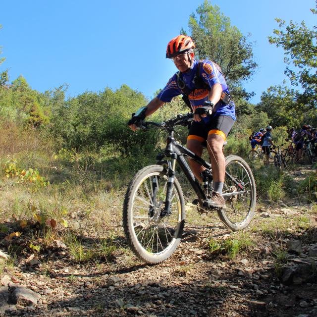 Vtt Descente Garrigue Sport Nature Oti Aubagne