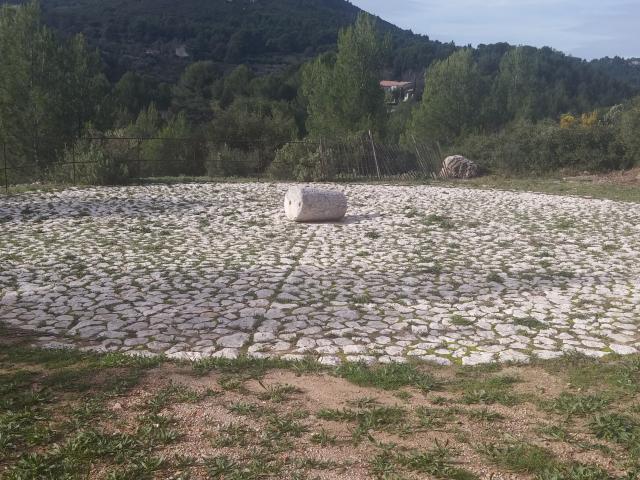 Aire De Battage Domaine Font De Mai Oti Aubagne