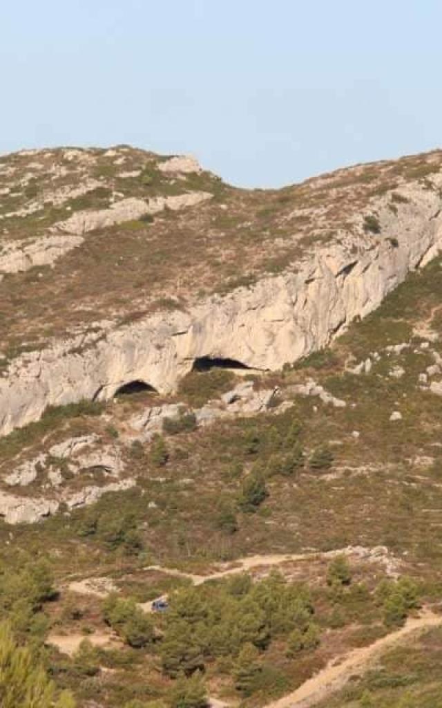 grotte-des-pestiferes-massif-de-letoile-oti-aubagne.jpg