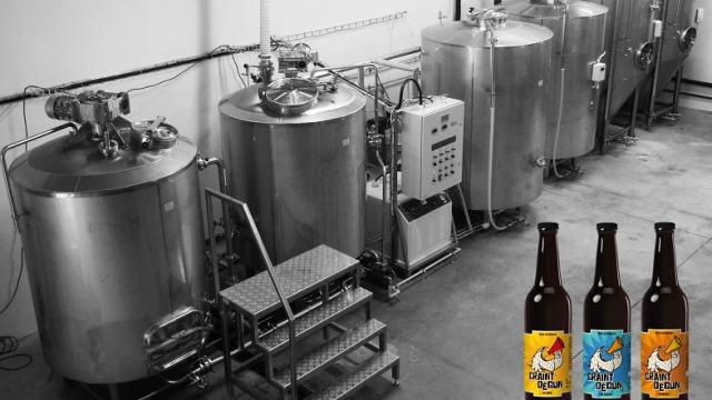 les-deux-font-la-biere-cuves-producteur-pays-daubagne.jpg