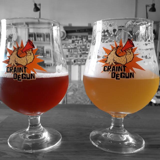 les-deux-font-la-biere-verres-producteur-pays-daubagne.jpg